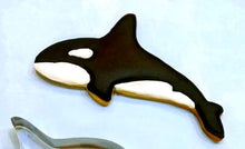 Cargar imagen en el visor de la galería, Cortador de galletas de orca
